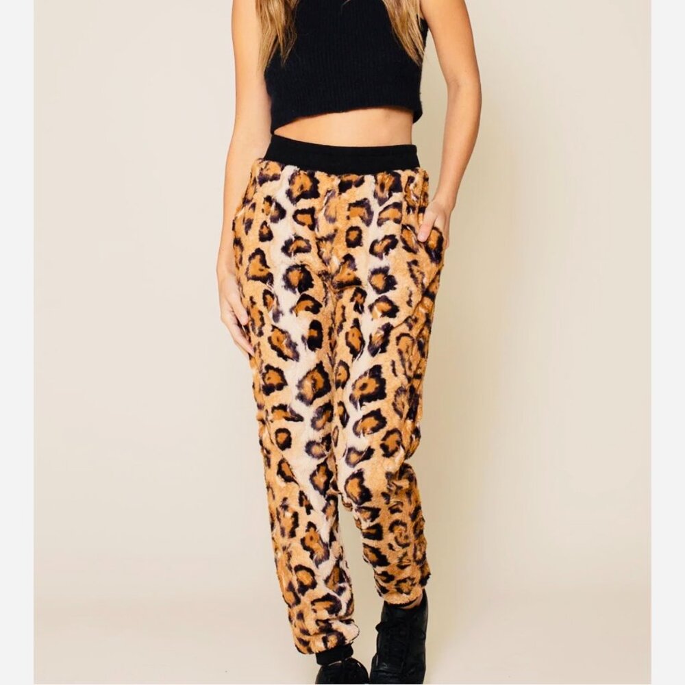 Women's Designer Sweatpants/Tan Cheetah - Picture 3 of 8